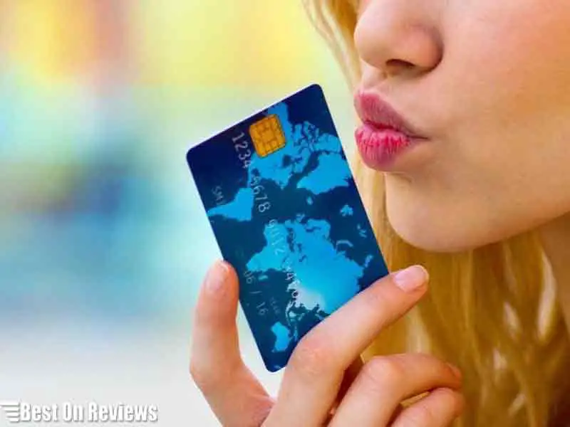 How to Get Cash from a Prepaid Visa Debit Card