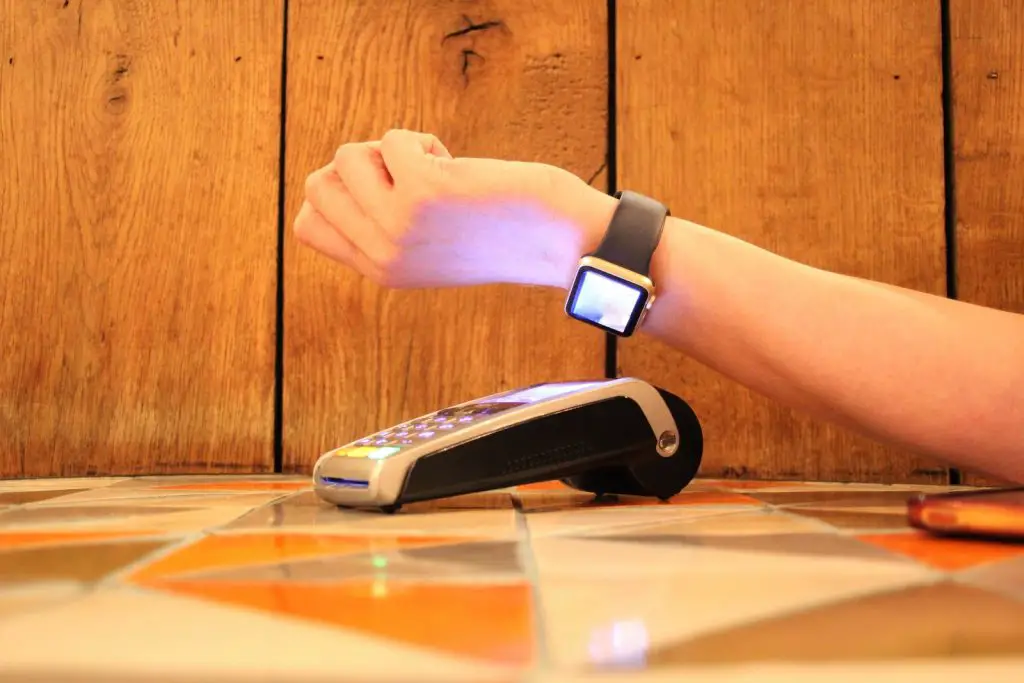 Using Apple Watch to make a payment