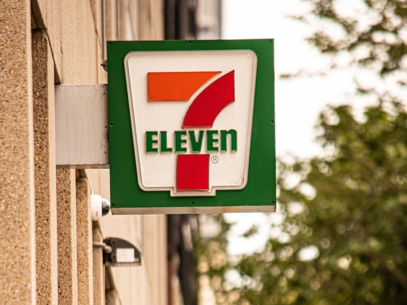 Reload your cash card at 7-eleven