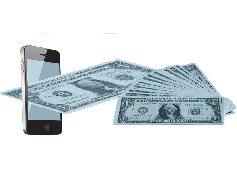 On average, Cash App users receive instant deposits two days before the traditional bank.